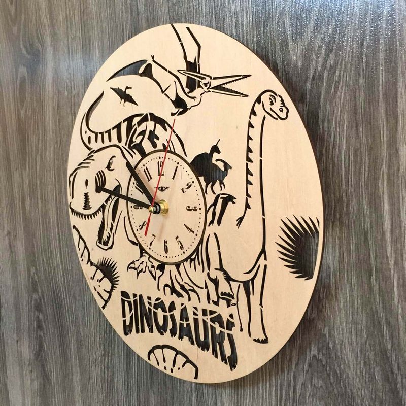 Красивий дитячий годинник з дерева "Епоха динозаврів"