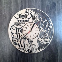 Круглий концептуальний годинник з дерева "Тор"