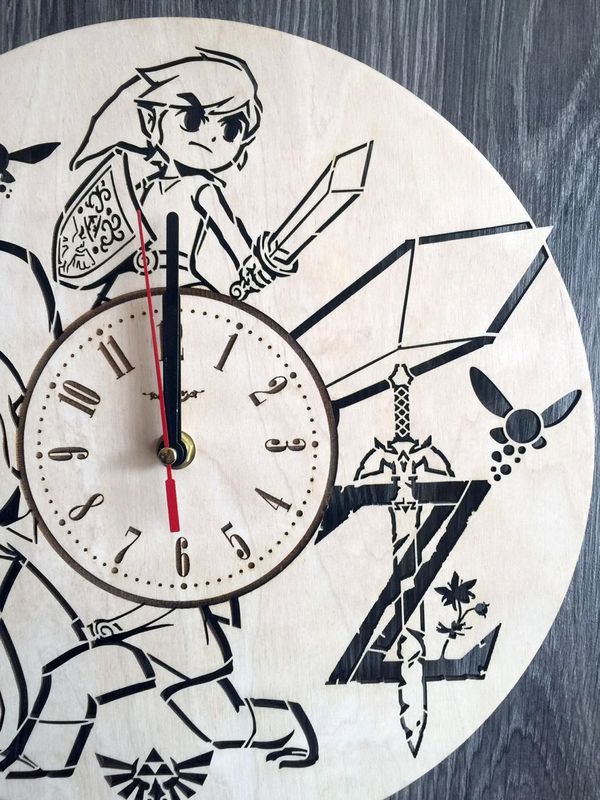 Дерев`яний настінний годинник «The Legend of Zelda»