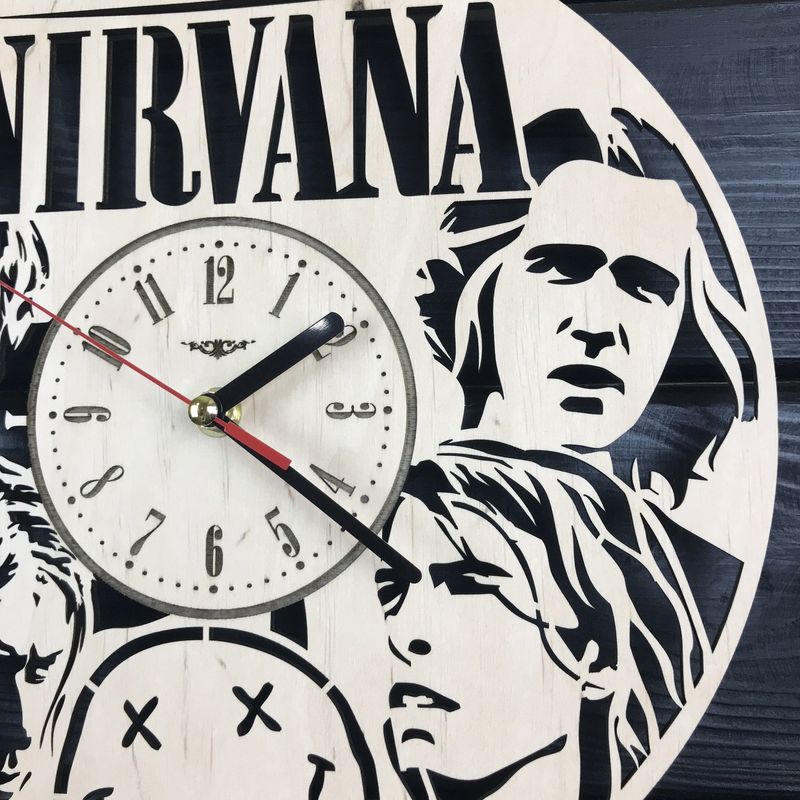 Тематичний інтер`єрний настінний годинник «Nirvana»