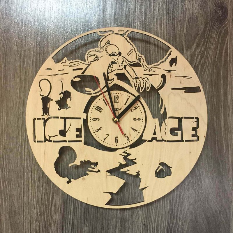Годинник дерев'яний дитячий «Льодовиковий період 2»