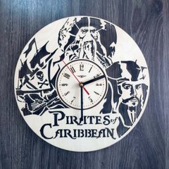 Часы круглые настенные из дерева "Пираты Карибского моря"