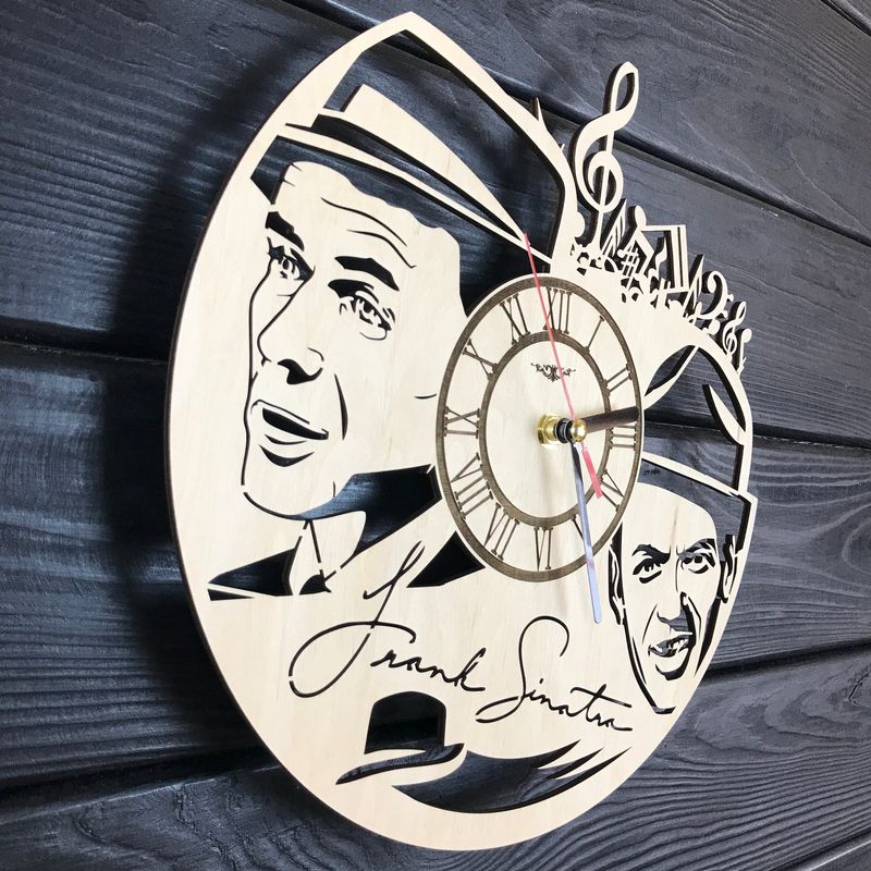 Тематичний дерев`яний годинник на стіну «Френк Сінатра»
