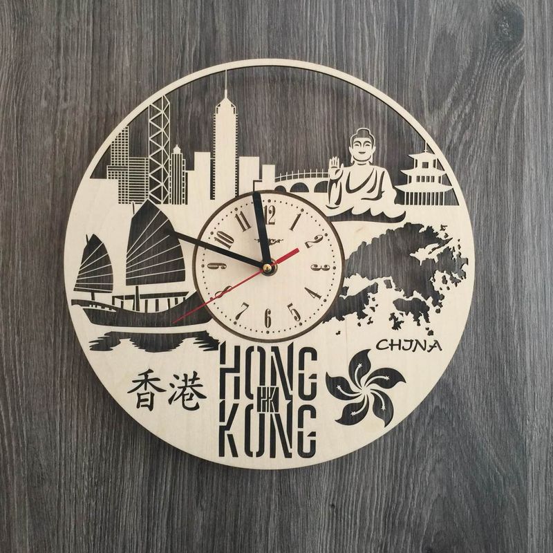 Интерьерные часы на стену "Гонконг"