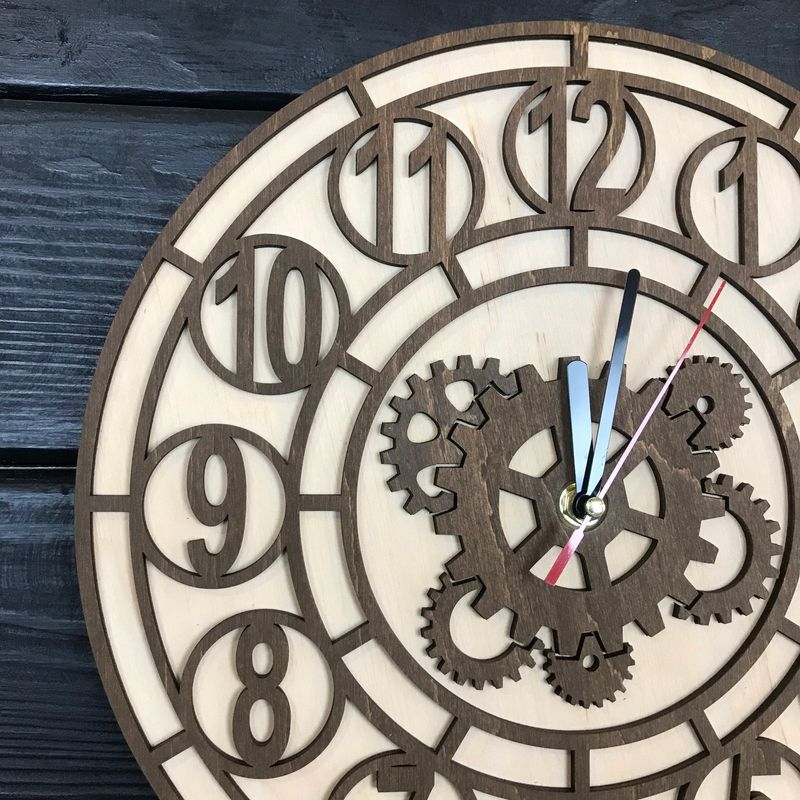 Универсальные настенные часы из дерева с шестеренками