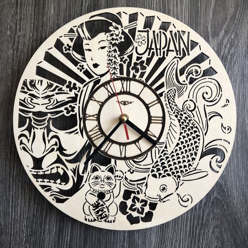 Оригинальные настенные часы на японскую тематику