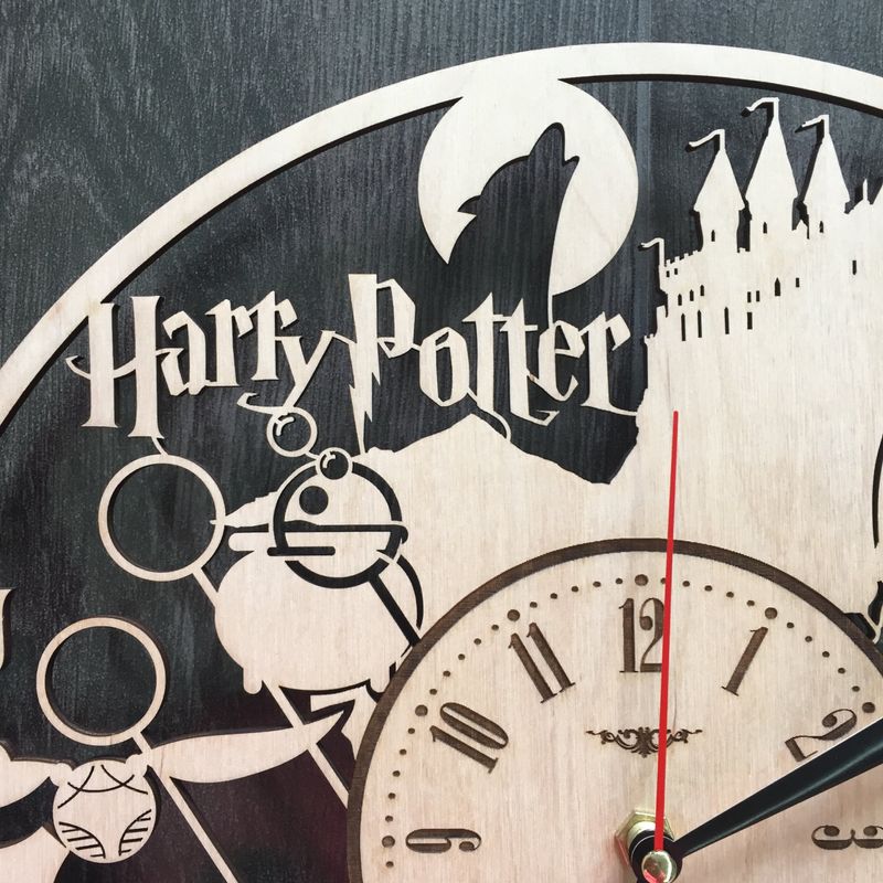 Годинник ручної роботи настінний «Гаррі Поттер - Ніч в замку »