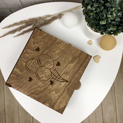 Стильная деревянная подарочная коробка с гравировкой на заказ
