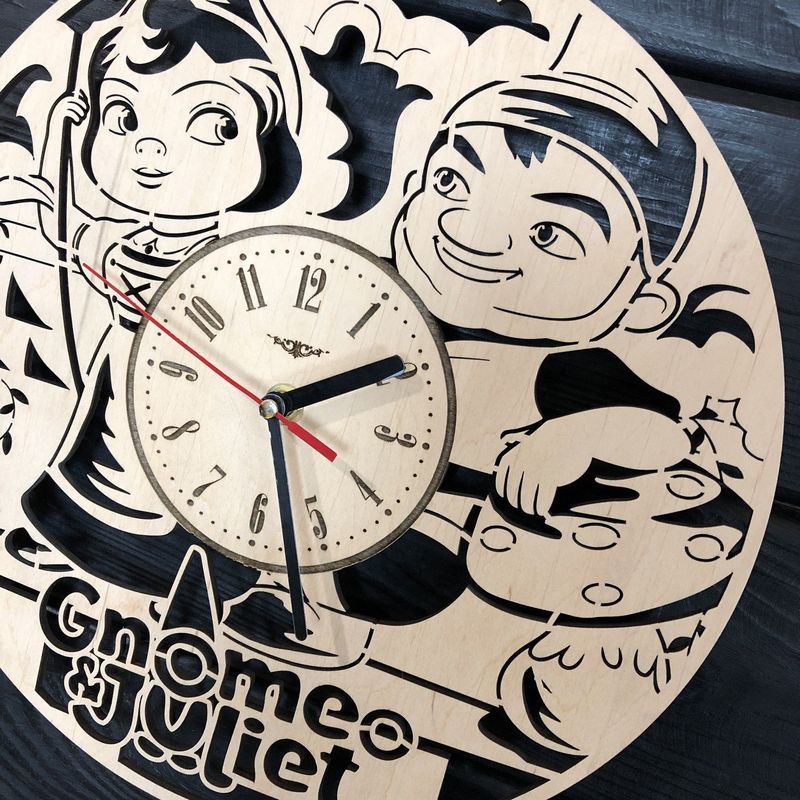 Дитячий насінний дерев`яний годинник «Гномео і Джульетта»
