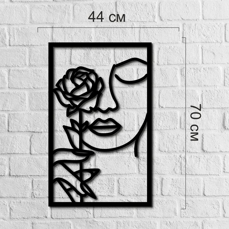 Дизайнерская настенная абстракция из дерева «Девушка с розой»