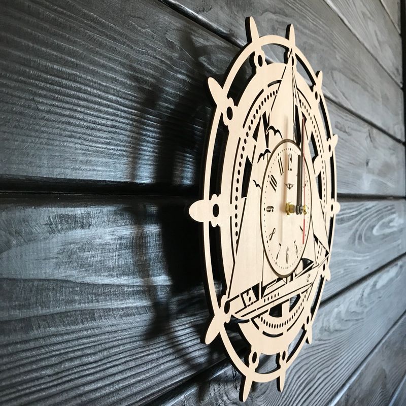 Часы «Штурвал» настенные деревянные
