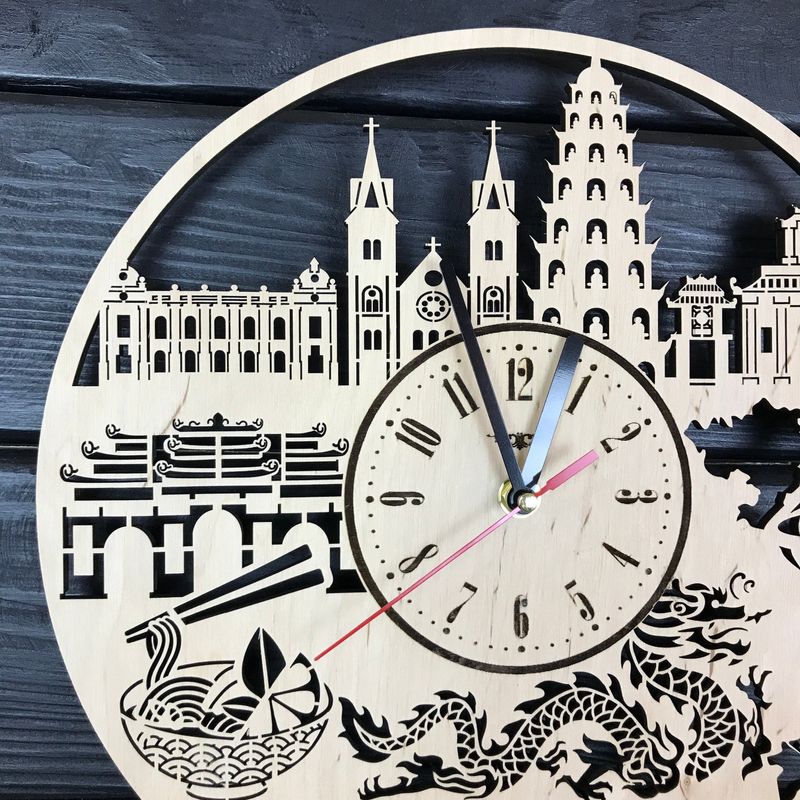 Дизайнерские деревянные часы на стену «Вьетнам»