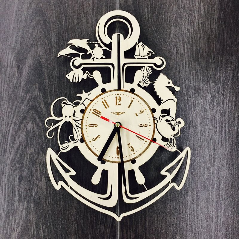 Часы «Якорь» настенные деревянные
