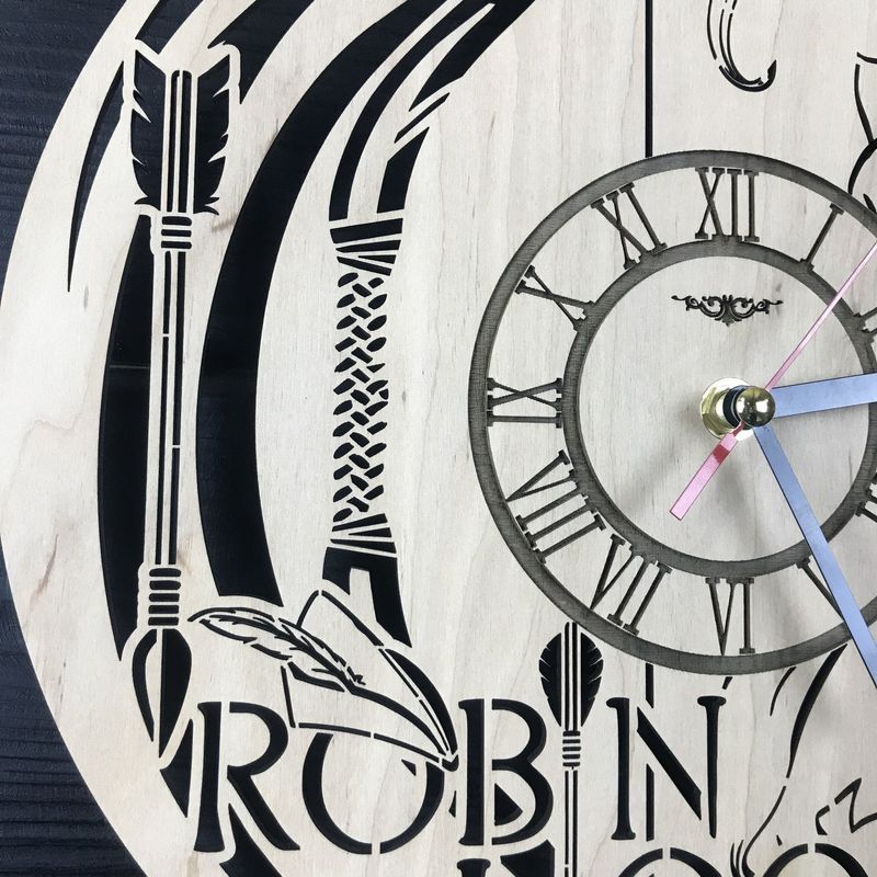 Тематичний інтер`єрний настінний годинник «Робін Гуд»
