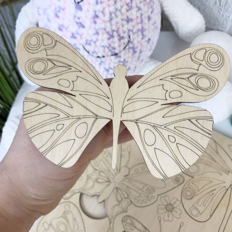 Дерев`яний розвиваючий сортер для дітей «Метелики»