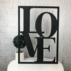 Оригинальное декоративное панно на стену из дерева «Love»