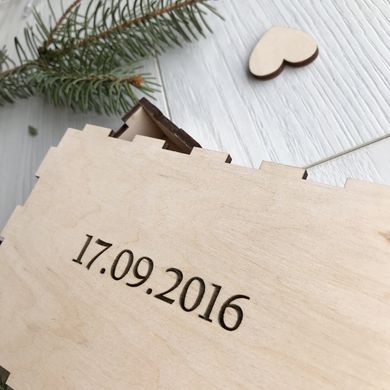 Свадебная коробочка из дерева с индивидуальной гравировкой