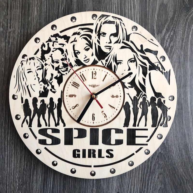 Бесшумные настенные часы из дерева "Spice Girls"