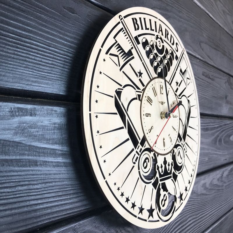 Деревянные часы на стену "Биллиард"