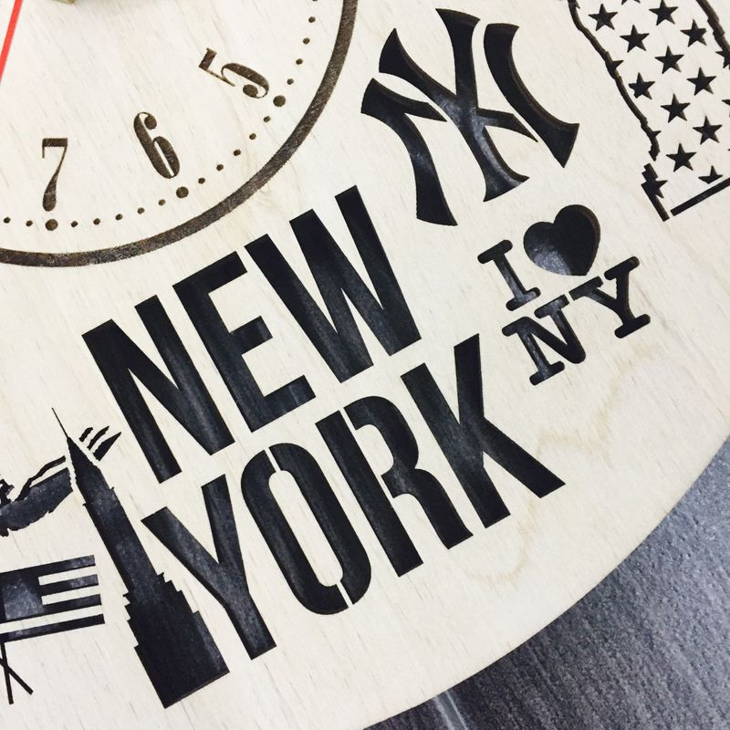 Дизайнерские часы на стену "Нью-Йорк"