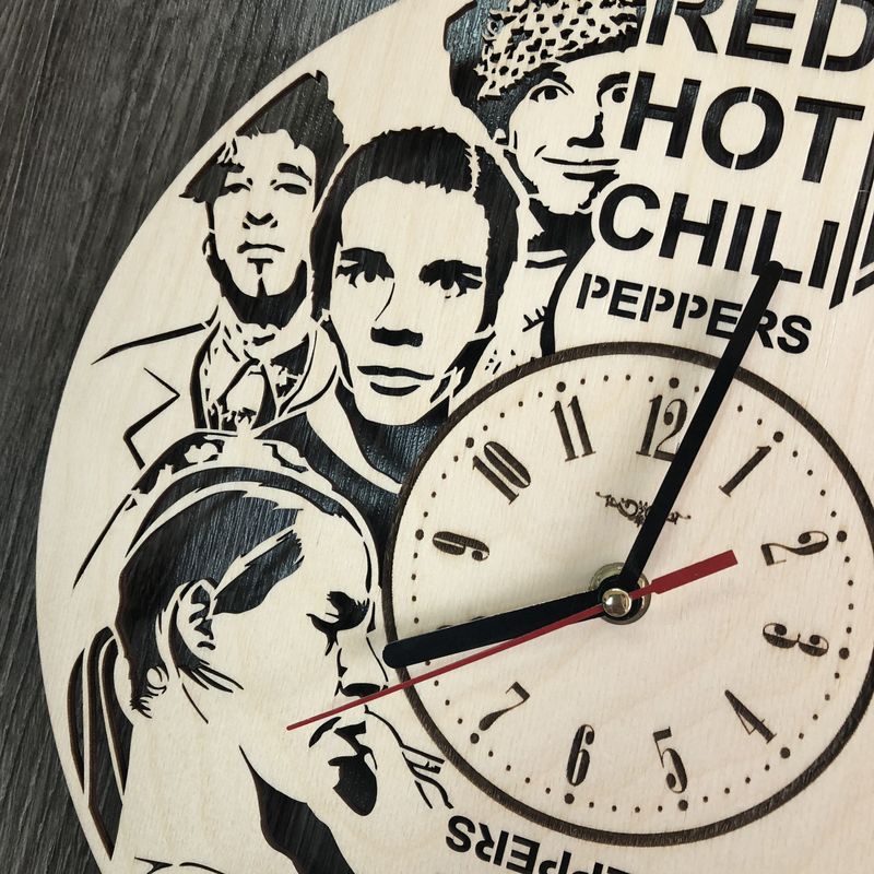 Концептуальний настінний годинник в інтер`єр "Red Hot Chilli Peppers"