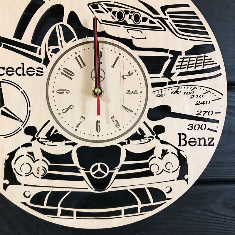 Стильний годинник з дерева настінний "Mercedes-Benz"