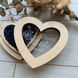Весільна коробочка для обручок у формі сердечка з мохом та акриловою кришкою