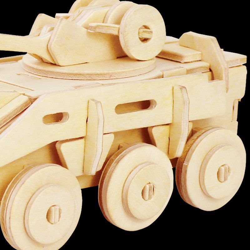 Конструктор деревянный Robotime Бронированный автомобиль 56 деталей