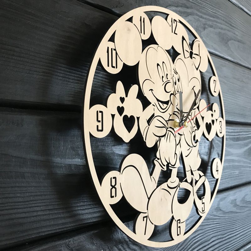 Дитячий настінний годинник «Микки Маус»