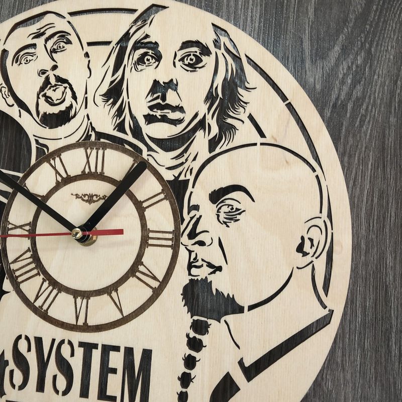 Концептуальные настенные часы в интерьер «System of a Down»
