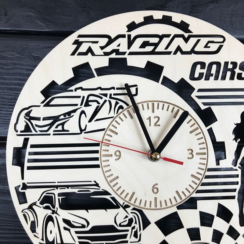 Декоративний дерев`яний годинник на стіну «Автогонки»