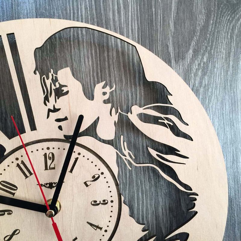 Концептуальные часы из дерева на стену "Легендарный Майкл Джексон"