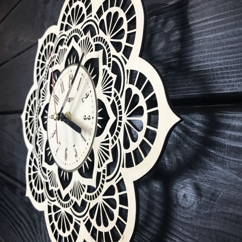 Тематичний інтер`єрний настінний годинник «Мандала»