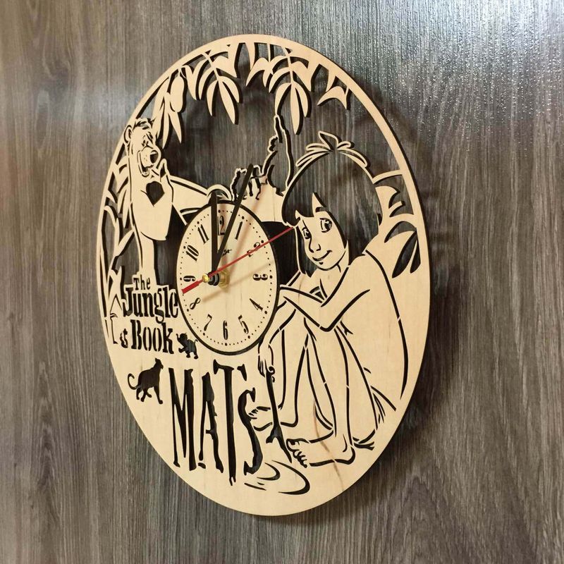 Детские часы на стену "Маугли"