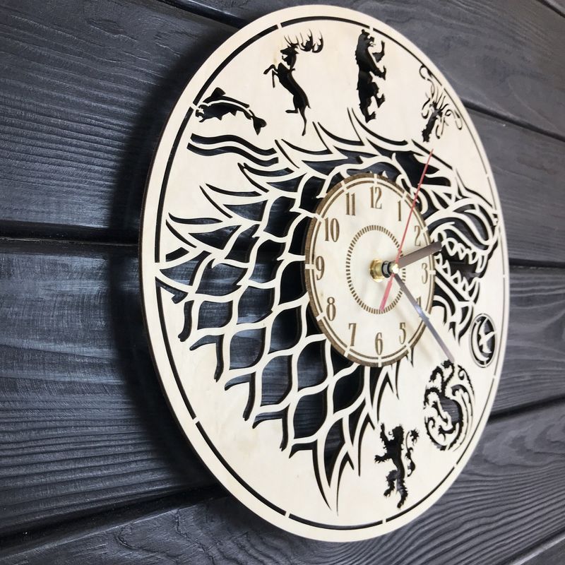 Класичний настінний годинник «Гра Престолів»