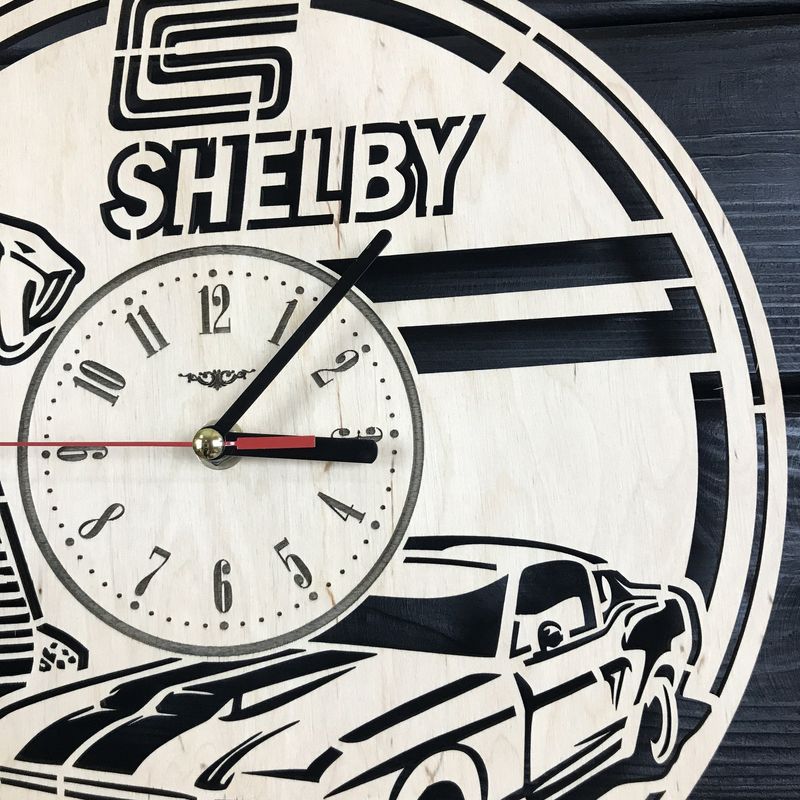 Оригинальные интерьерные настенные часы «Shelby»