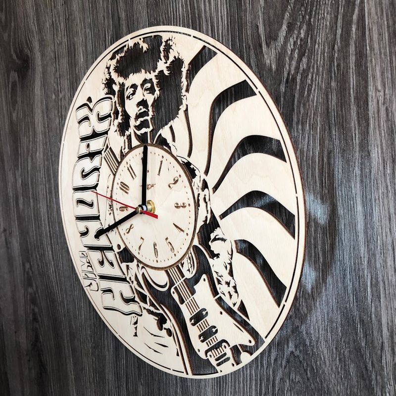Бесшумные настенные часы из дерева "Легендарный Джими Хендрикс"
